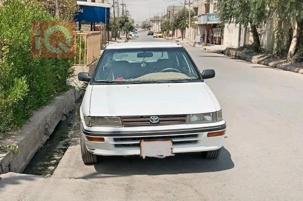 تۆیۆتا کۆرۆلا